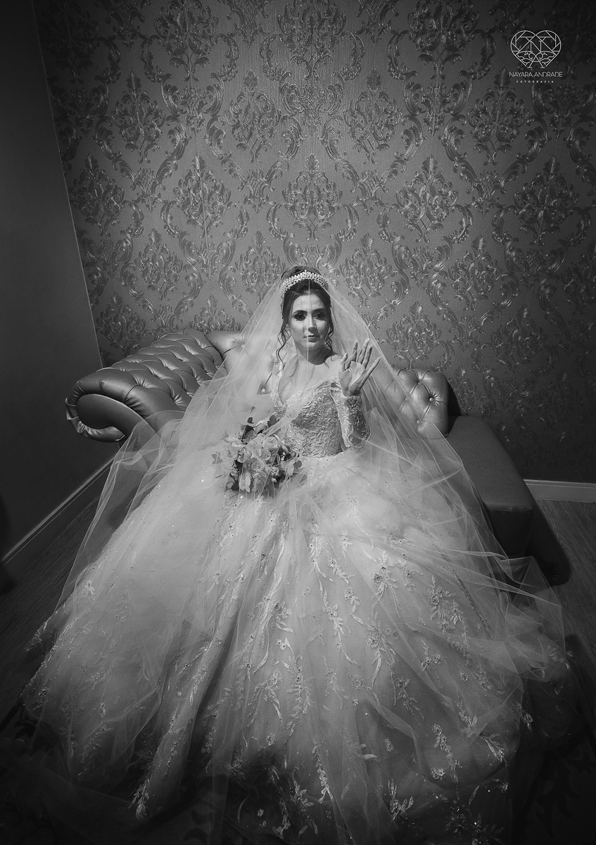 noiva ruiva com vestido da nova noiva estilo princesa making of no salao mariana assis e fotografia com a fotografa premiada em santos nayara andrade  fotos lindas de um casamento de princesa