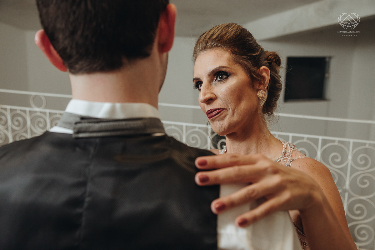 making of de noiva making of de noivo com hobbie brindando e fotos de making of de casametno