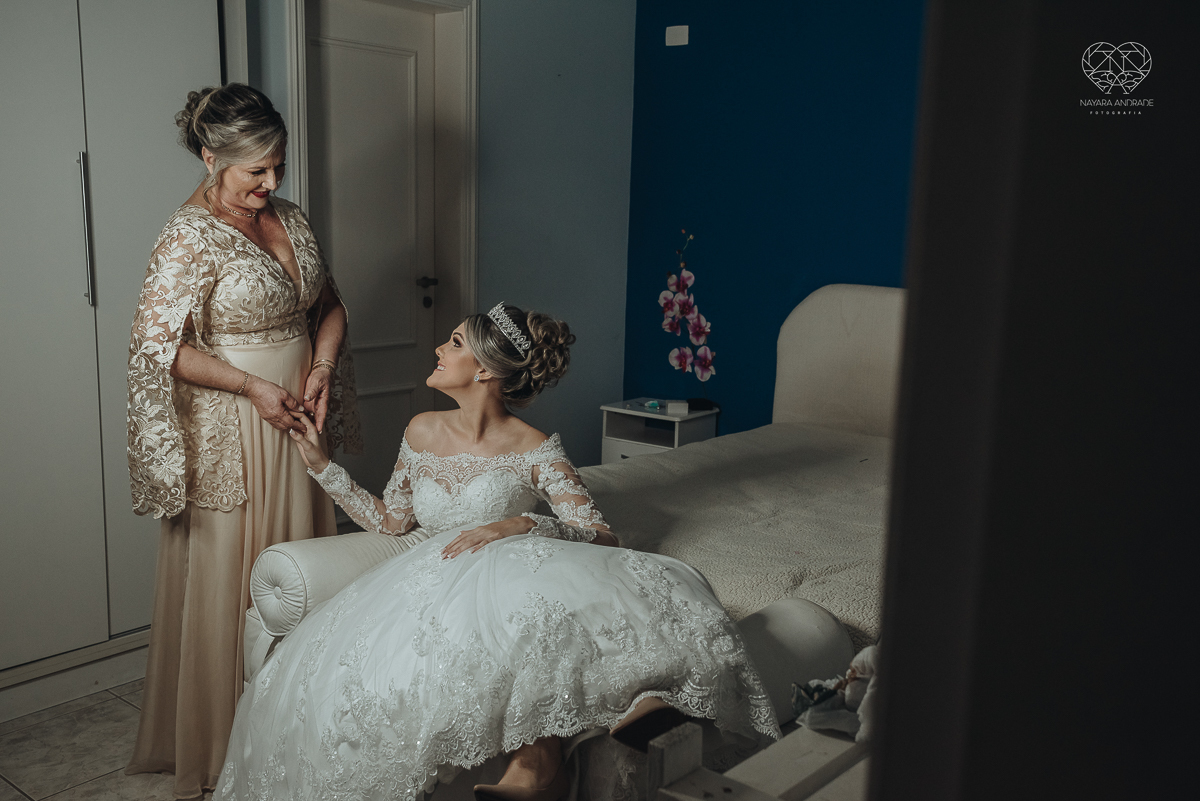 making of de noiva making of de noivo com hobbie brindando e fotos de making of de casametno