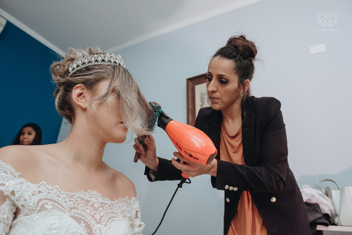 making of de noiva making of de noivo com hobbie brindando e fotos de making of de casametno