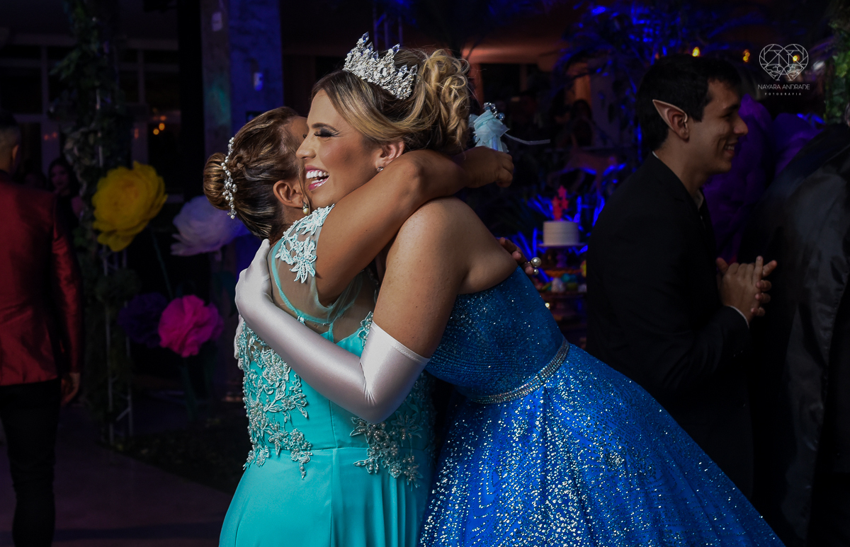 vFesta de aniversario da blogueira e Influencer Marcelly Abreu Mah Encantada realizada pela Mood Marketing criativo no espaço plataforma em sao vicente baixada santista com apoio dos sorvetes kaskao, mc donalds e diversos influenciadores de santos 