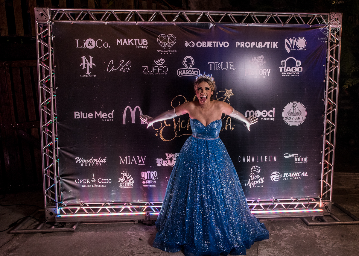 vFesta de aniversario da blogueira e Influencer Marcelly Abreu Mah Encantada realizada pela Mood Marketing criativo no espaço plataforma em sao vicente baixada santista com apoio dos sorvetes kaskao, mc donalds e diversos influenciadores de santos 