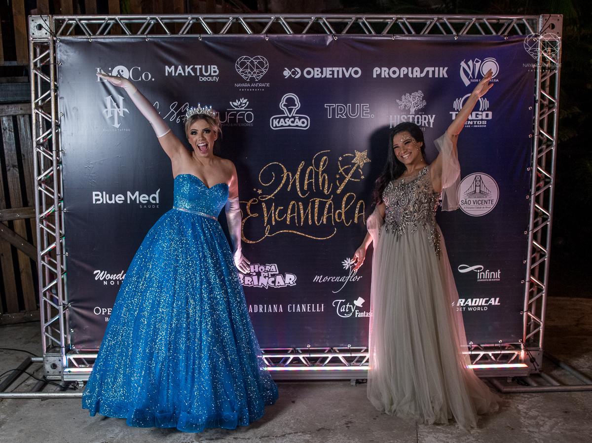 vFesta de aniversario da blogueira e Influencer Marcelly Abreu Mah Encantada realizada pela Mood Marketing criativo no espaço plataforma em sao vicente baixada santista com apoio dos sorvetes kaskao, mc donalds e diversos influenciadores de santos 