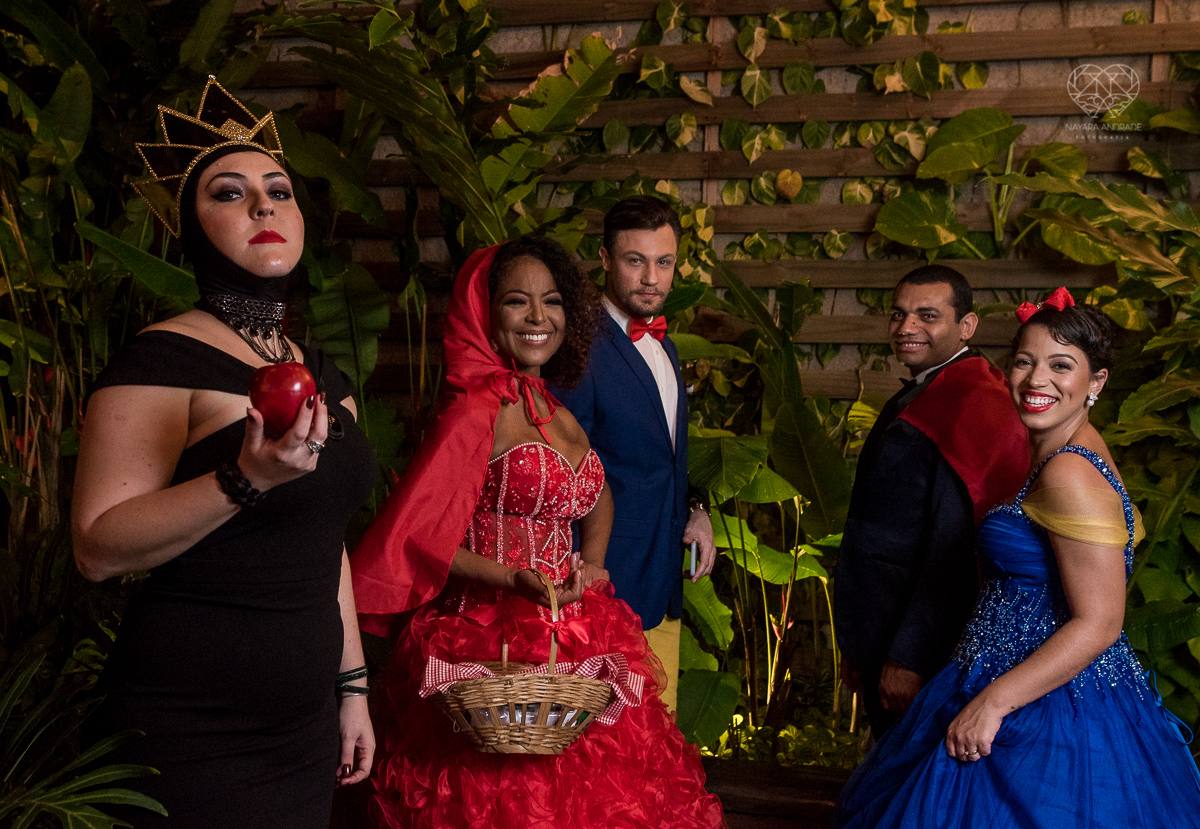 vFesta de aniversario da blogueira e Influencer Marcelly Abreu Mah Encantada realizada pela Mood Marketing criativo no espaço plataforma em sao vicente baixada santista com apoio dos sorvetes kaskao, mc donalds e diversos influenciadores de santos 