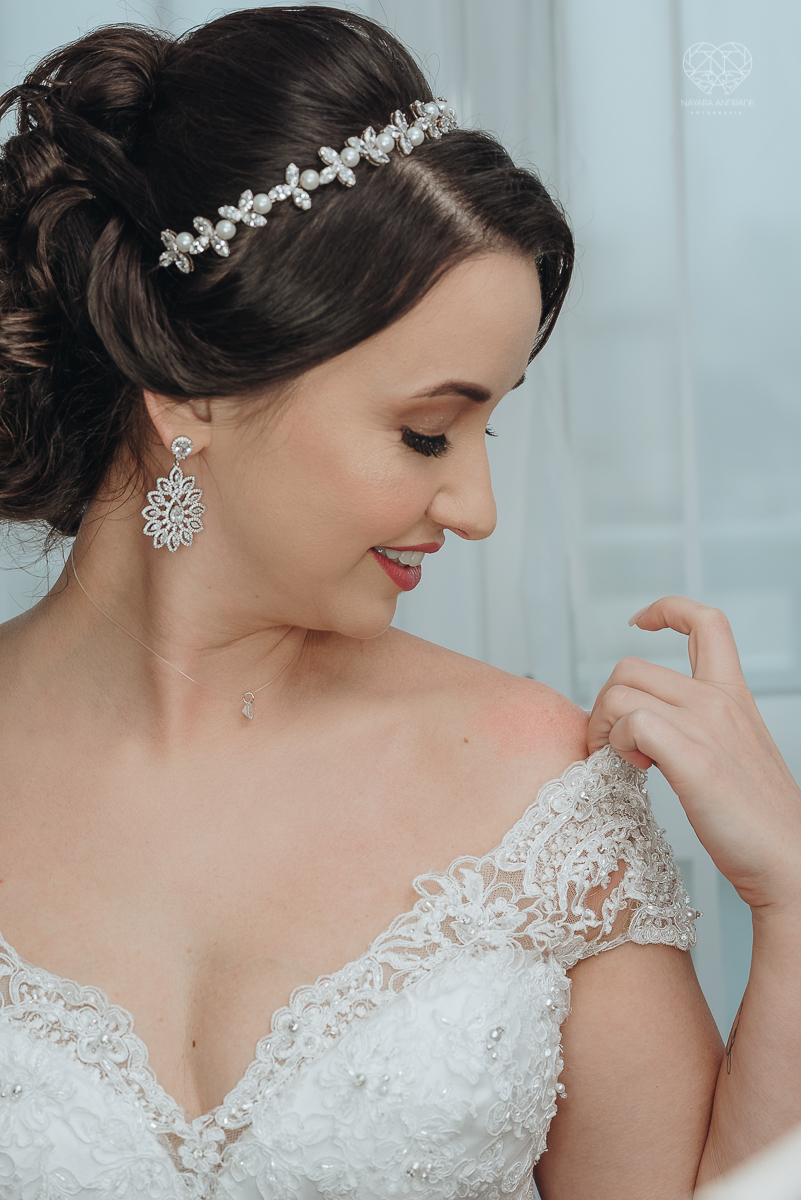 making odf de noiva feita no salao clau duarte em santos pela fotografa premiada nayara andrade em santos noiva classica com vestido da santos maison