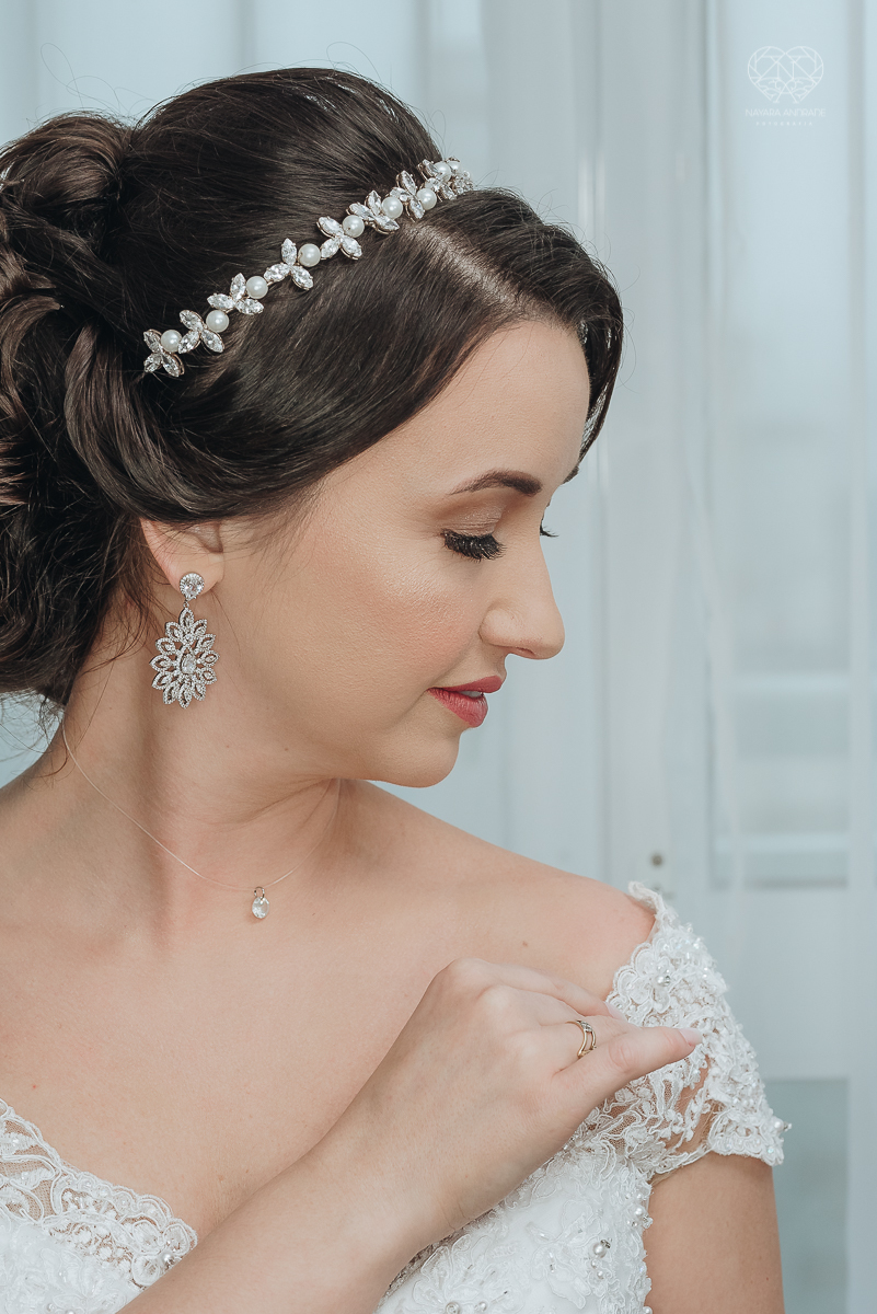 making odf de noiva feita no salao clau duarte em santos pela fotografa premiada nayara andrade em santos noiva classica com vestido da santos maison