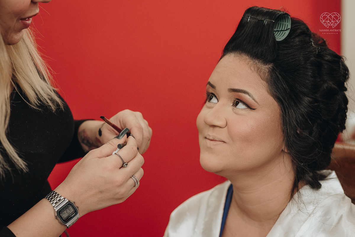 making of noiva classica feito pela maquiadora e influencer Cah Oliver Camila Oliver e fotografa premiada  nayara andrade fotografia de santos sao paulo