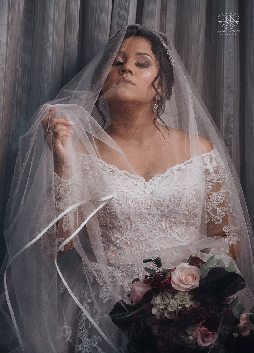 making of noiva classica feito pela maquiadora e influencer Cah Oliver Camila Oliver e fotografa premiada  nayara andrade fotografia de santos sao paulo