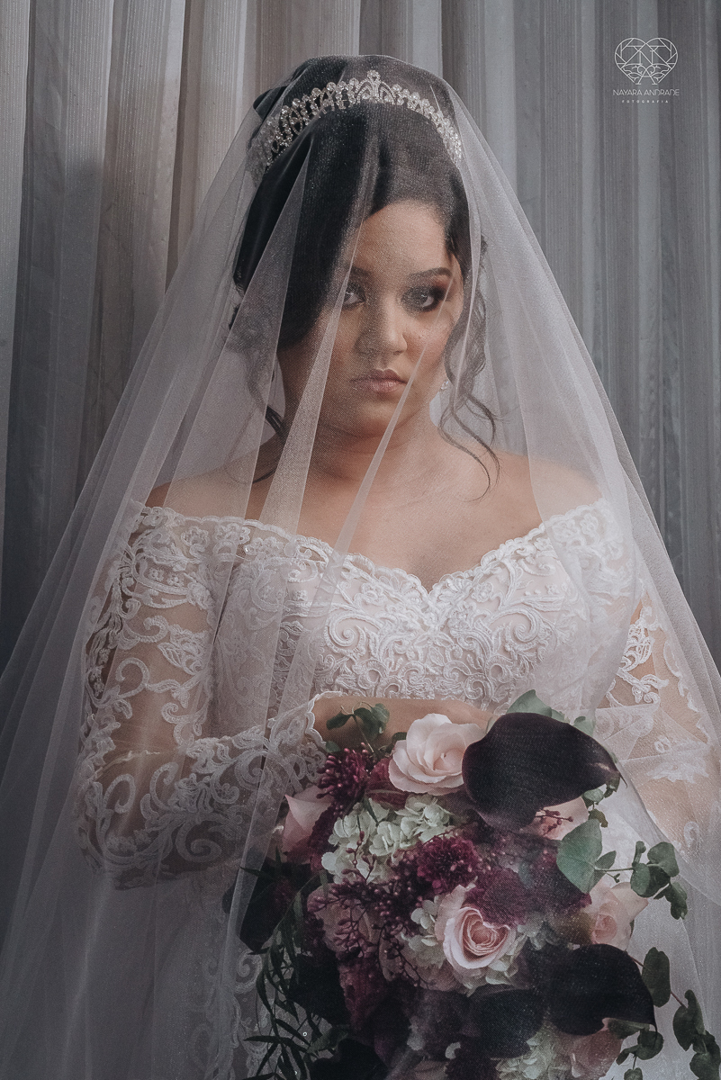 making of noiva classica feito pela maquiadora e influencer Cah Oliver Camila Oliver e fotografa premiada  nayara andrade fotografia de santos sao paulo