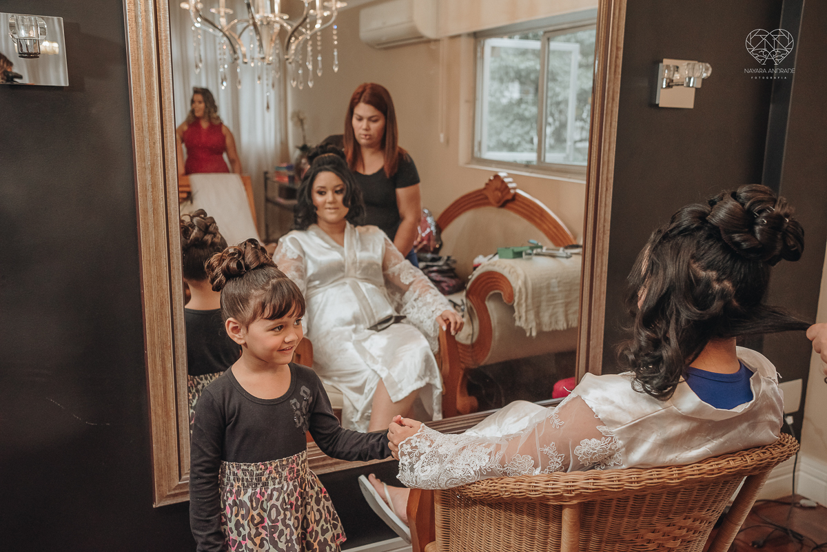 making of noiva classica feito pela maquiadora e influencer Cah Oliver Camila Oliver e fotografa premiada  nayara andrade fotografia de santos sao paulo