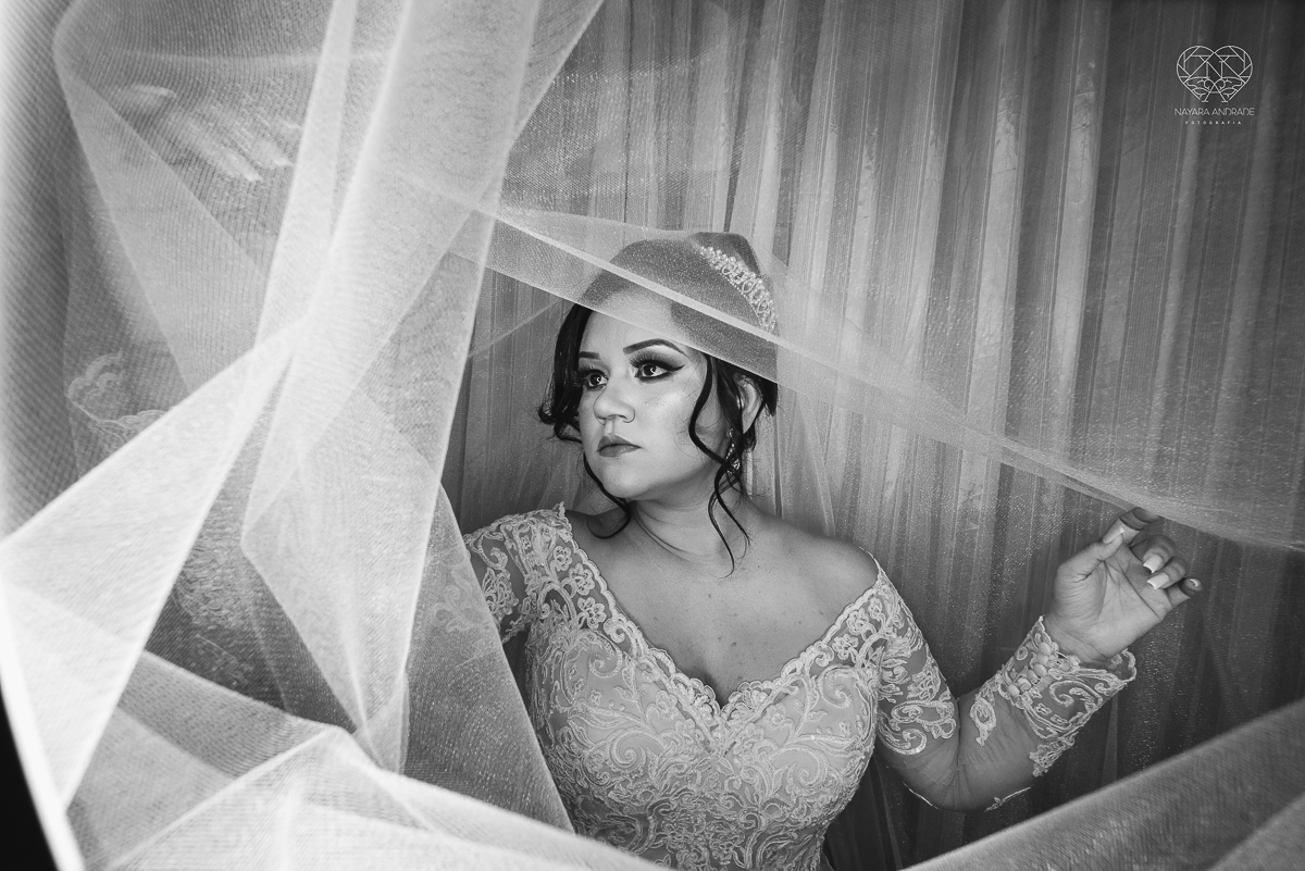 making of noiva classica feito pela maquiadora e influencer Cah Oliver Camila Oliver e fotografa premiada  nayara andrade fotografia de santos sao paulo