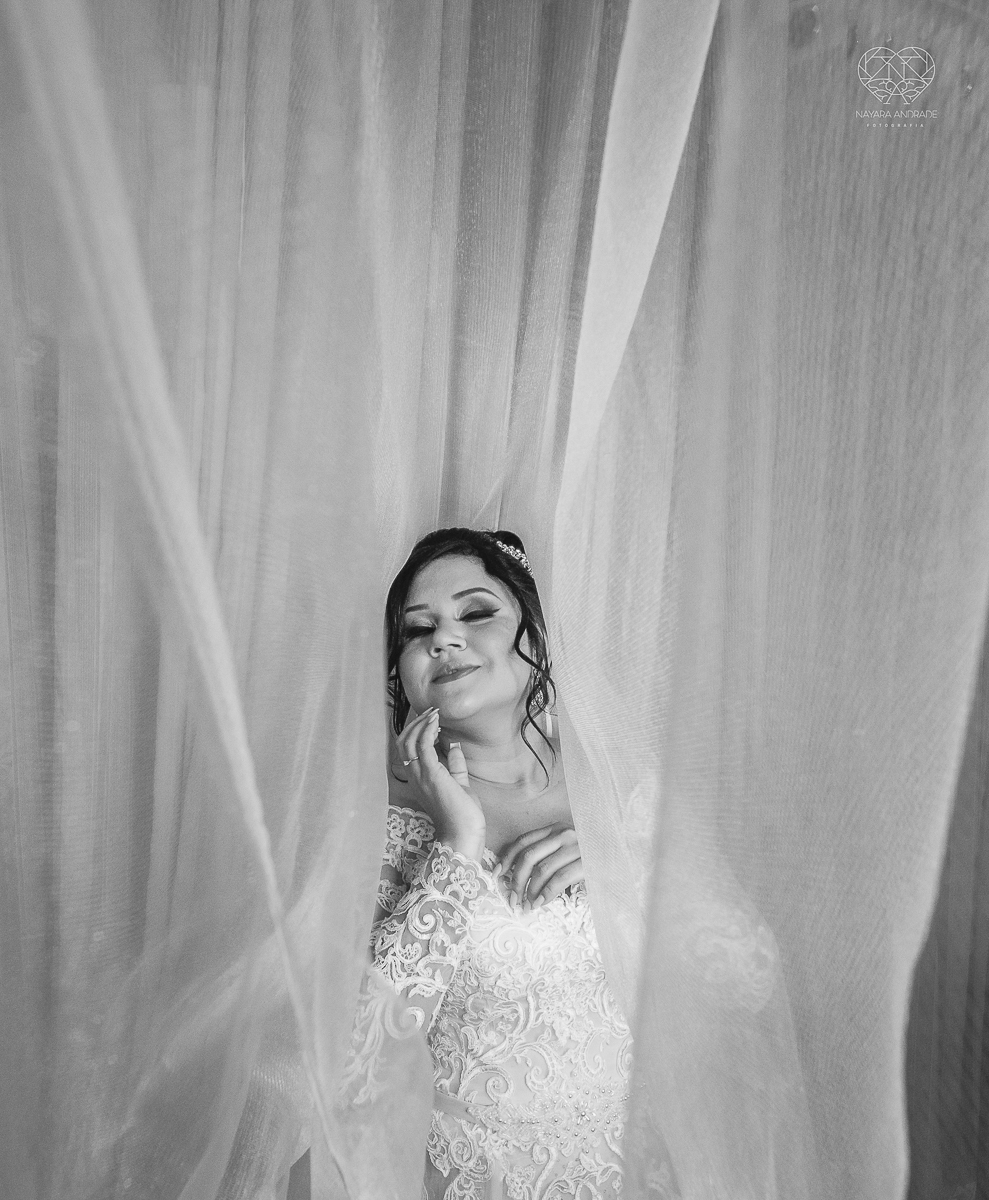 making of noiva classica feito pela maquiadora e influencer Cah Oliver Camila Oliver e fotografa premiada  nayara andrade fotografia de santos sao paulo