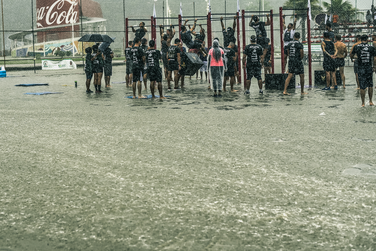 campeonato de cross fit prova murph scalled rx elit coach e iniciante promovido pelo crossfit sao vicente e prefeitura de sao vicente fotos da fotografa premiada nayara andrade de santos