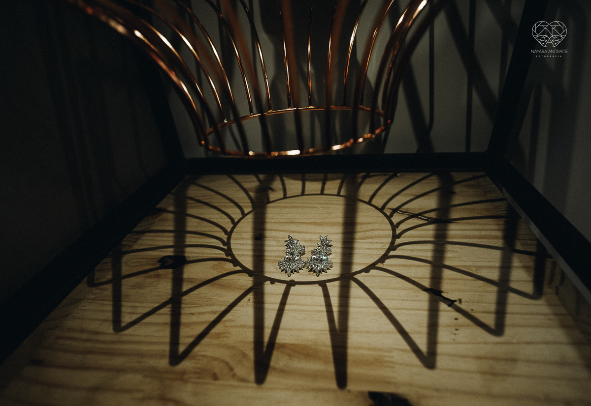 casamento classico em Santos making of na casa 67 por Raul Gama noiva veste santos maison igreja do valongo e festa no espaço plataforma com banda feel good e luanda Lu Pallaroni