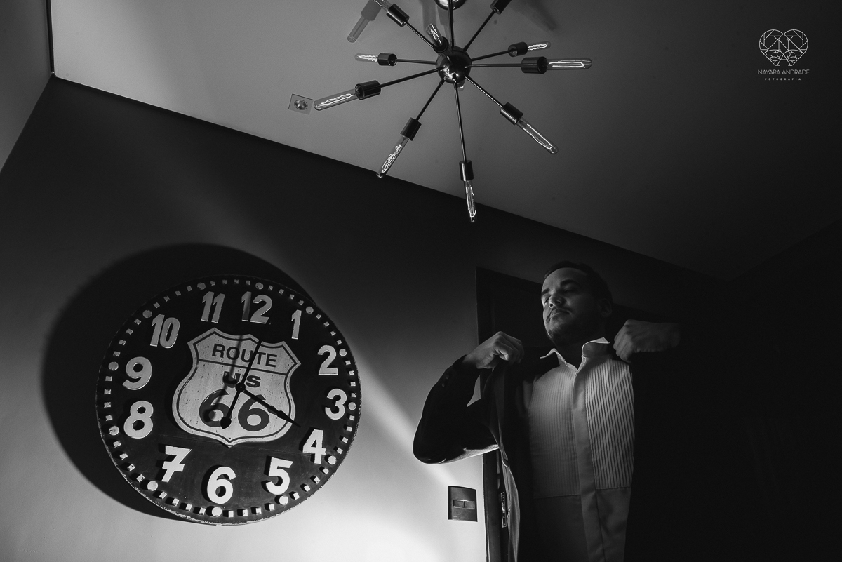 casamento classico em Santos making of na casa 67 por Raul Gama noiva veste santos maison igreja do valongo e festa no espaço plataforma com banda feel good e luanda Lu Pallaroni