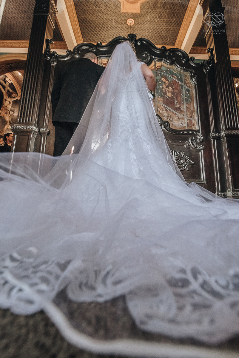 casamento classico em Santos making of na casa 67 por Raul Gama noiva veste santos maison igreja do valongo e festa no espaço plataforma com banda feel good e luanda Lu Pallaroni