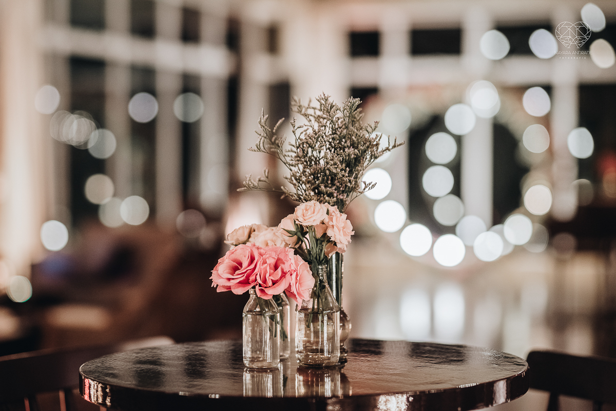 casamento classico em Santos making of na casa 67 por Raul Gama noiva veste santos maison igreja do valongo e festa no espaço plataforma com banda feel good e luanda Lu Pallaroni