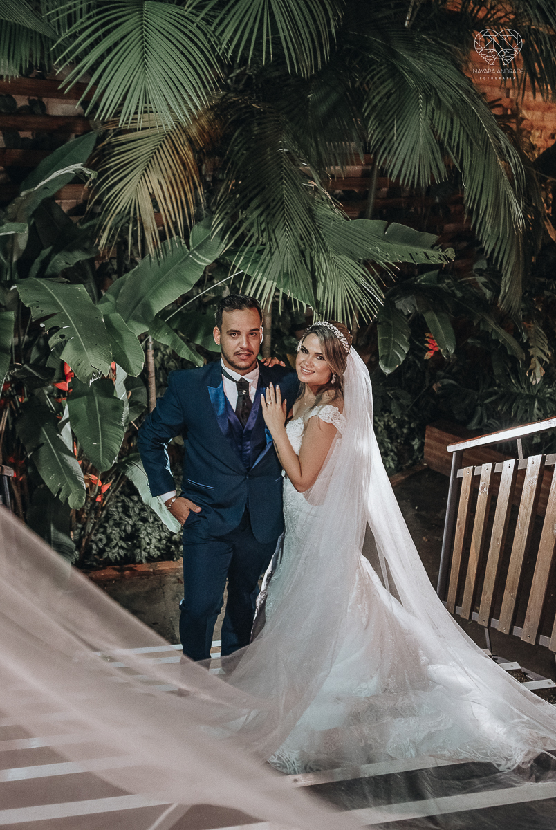 casamento classico em Santos making of na casa 67 por Raul Gama noiva veste santos maison igreja do valongo e festa no espaço plataforma com banda feel good e luanda Lu Pallaroni