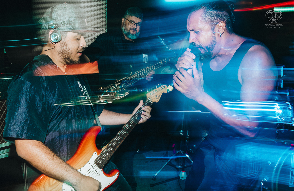 casamento classico em Santos making of na casa 67 por Raul Gama noiva veste santos maison igreja do valongo e festa no espaço plataforma com banda feel good e luanda Lu Pallaroni
