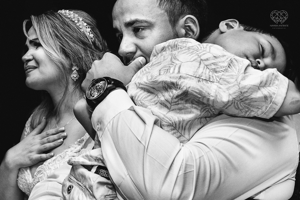 casamento classico em Santos making of na casa 67 por Raul Gama noiva veste santos maison igreja do valongo e festa no espaço plataforma com banda feel good e luanda Lu Pallaroni