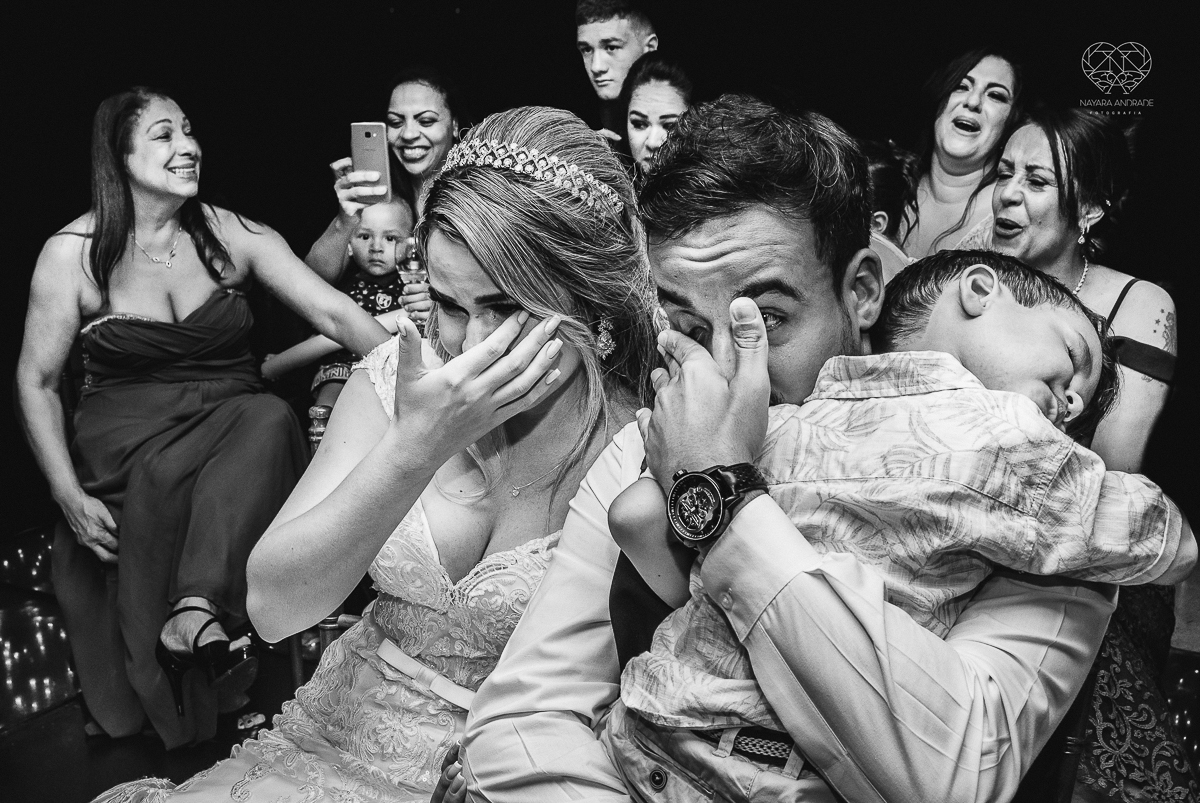 casamento classico em Santos making of na casa 67 por Raul Gama noiva veste santos maison igreja do valongo e festa no espaço plataforma com banda feel good e luanda Lu Pallaroni