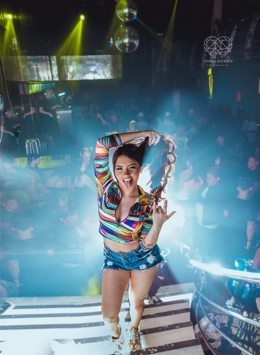 Fotos exclusivas cantora e dançarina Taina Costa rainha do brega funk fotos da festa after da Tai 22