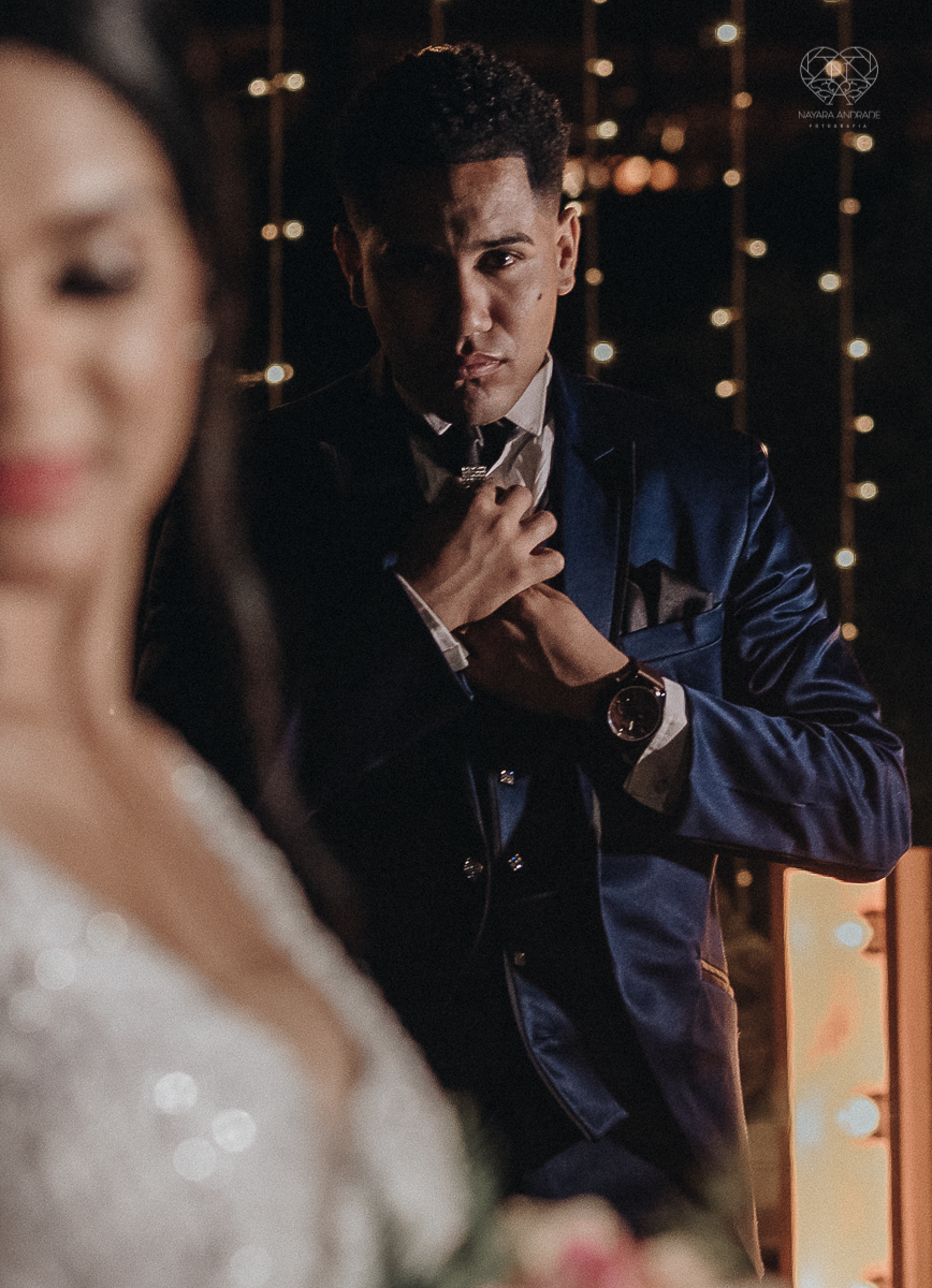 casamento rustico feito no sitio portal da serra em mogi das cruzes de dia ao ar livre com passarela espelhada fotografa premiada Nayara Andrade de Santos
