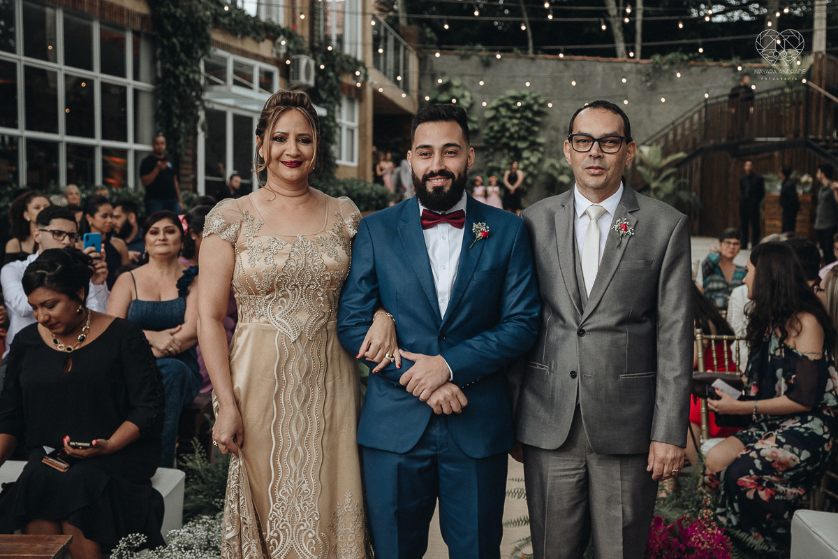 cerimonia de casamento ao ar livre com lindo por do sol no espaço plataforma em sao vicente santos no ilha porchat
