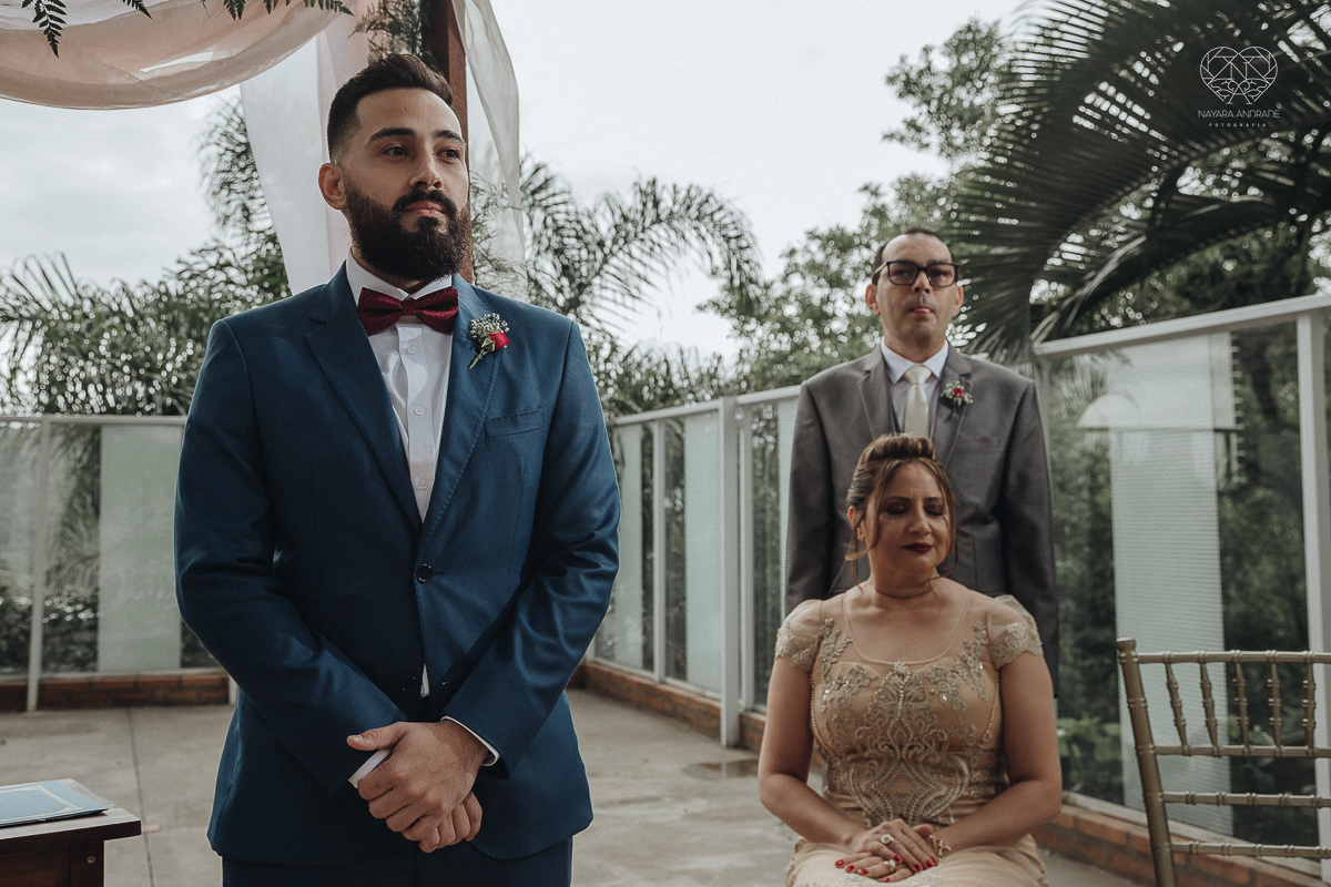 cerimonia de casamento ao ar livre com lindo por do sol no espaço plataforma em sao vicente santos no ilha porchat