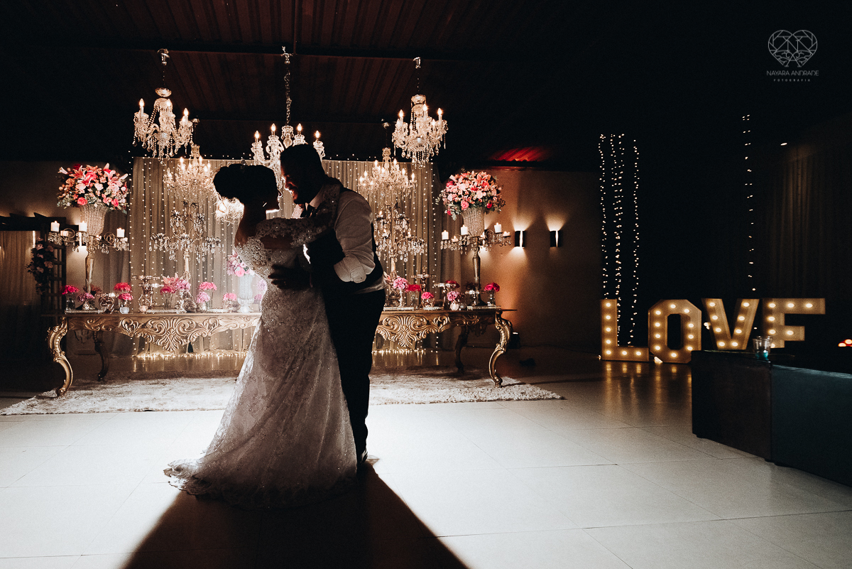 casamento classico no buffet atelie do sabor em guaruja fotografado pela fotografa premiada nacional e internacionalmente nayara andrade fotografia de santos