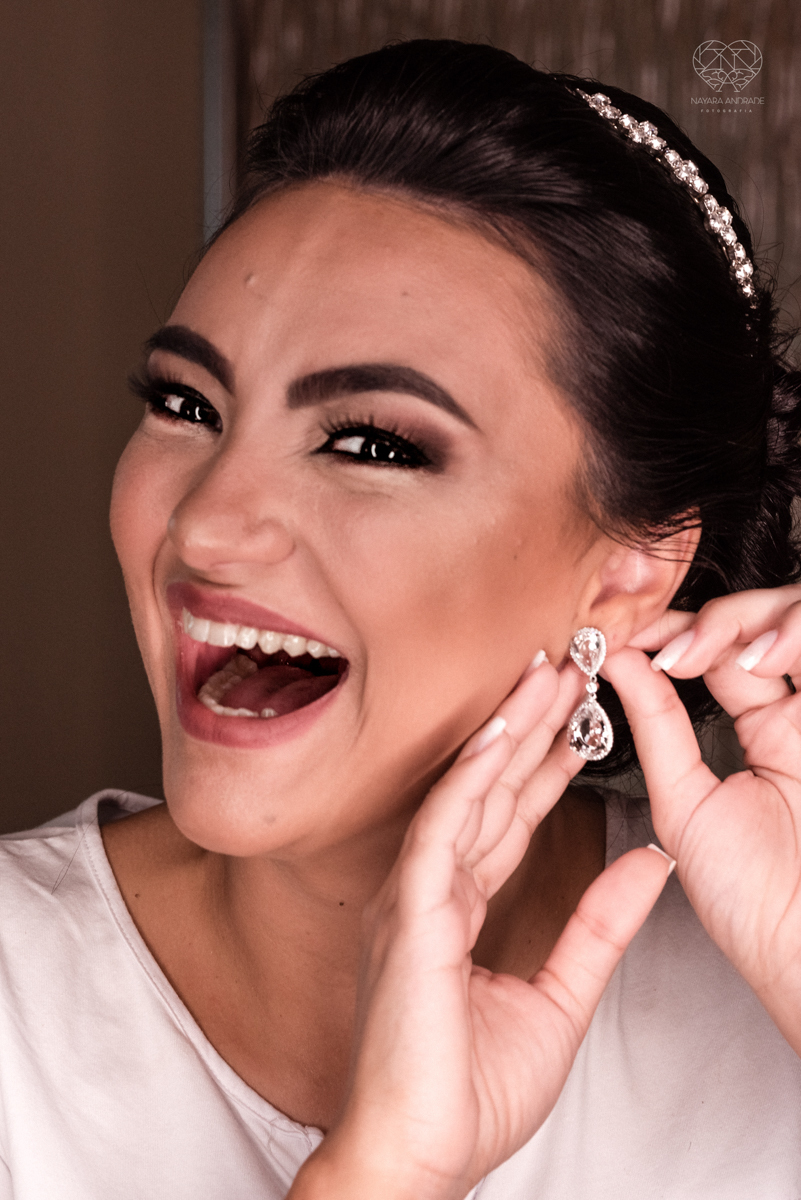 making of de noiva casamento rustico de dia em santa isabel sao paulo fotografado por nayara andrade fotografia fotografa premiada noiva com vestido liso branco e decoracao rustica