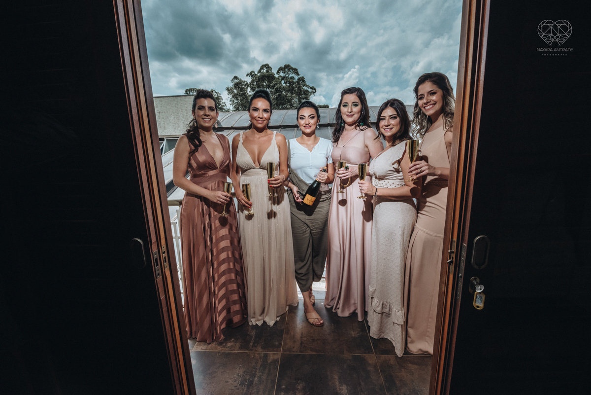 making of de noiva casamento rustico de dia em santa isabel sao paulo fotografado por nayara andrade fotografia fotografa premiada noiva com vestido liso branco e decoracao rustica