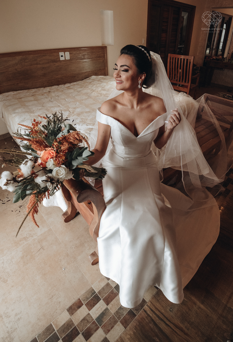 making of de noiva casamento rustico de dia em santa isabel sao paulo fotografado por nayara andrade fotografia fotografa premiada noiva com vestido liso branco e decoracao rustica noiva com madrinhas em fotos posadas para o dia do casamento 