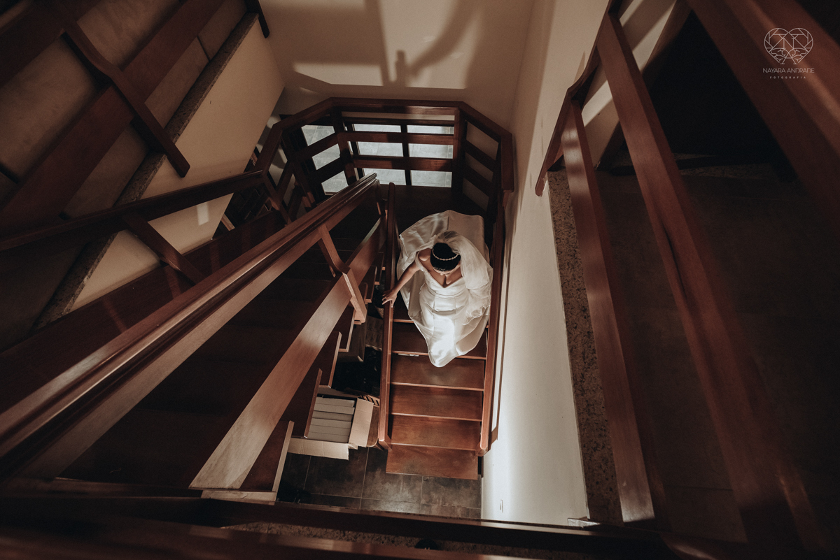 making of de noiva casamento rustico de dia em santa isabel sao paulo fotografado por nayara andrade fotografia fotografa premiada noiva com vestido liso branco e decoracao rustica noiva com madrinhas em fotos posadas para o dia do casamento 