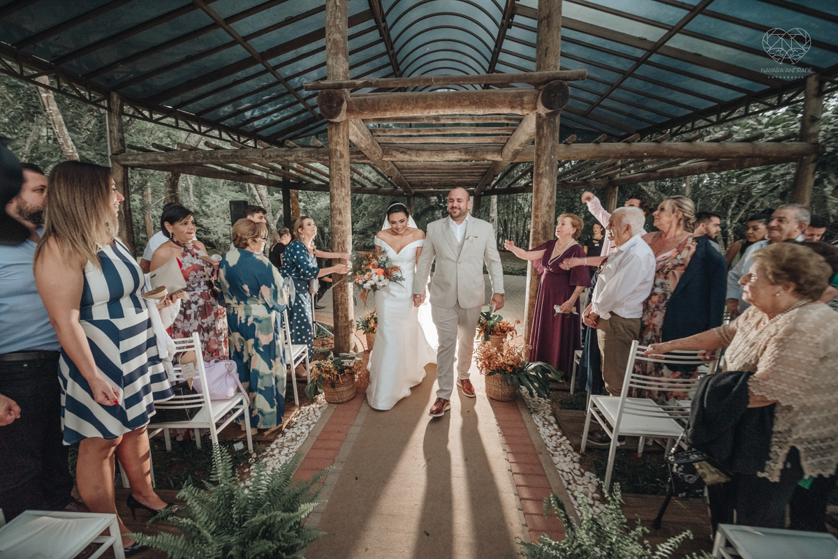 making of de noiva casamento rustico de dia em santa isabel sao paulo fotografado por nayara andrade fotografia fotografa premiada noiva com vestido liso branco e decoracao rustica
