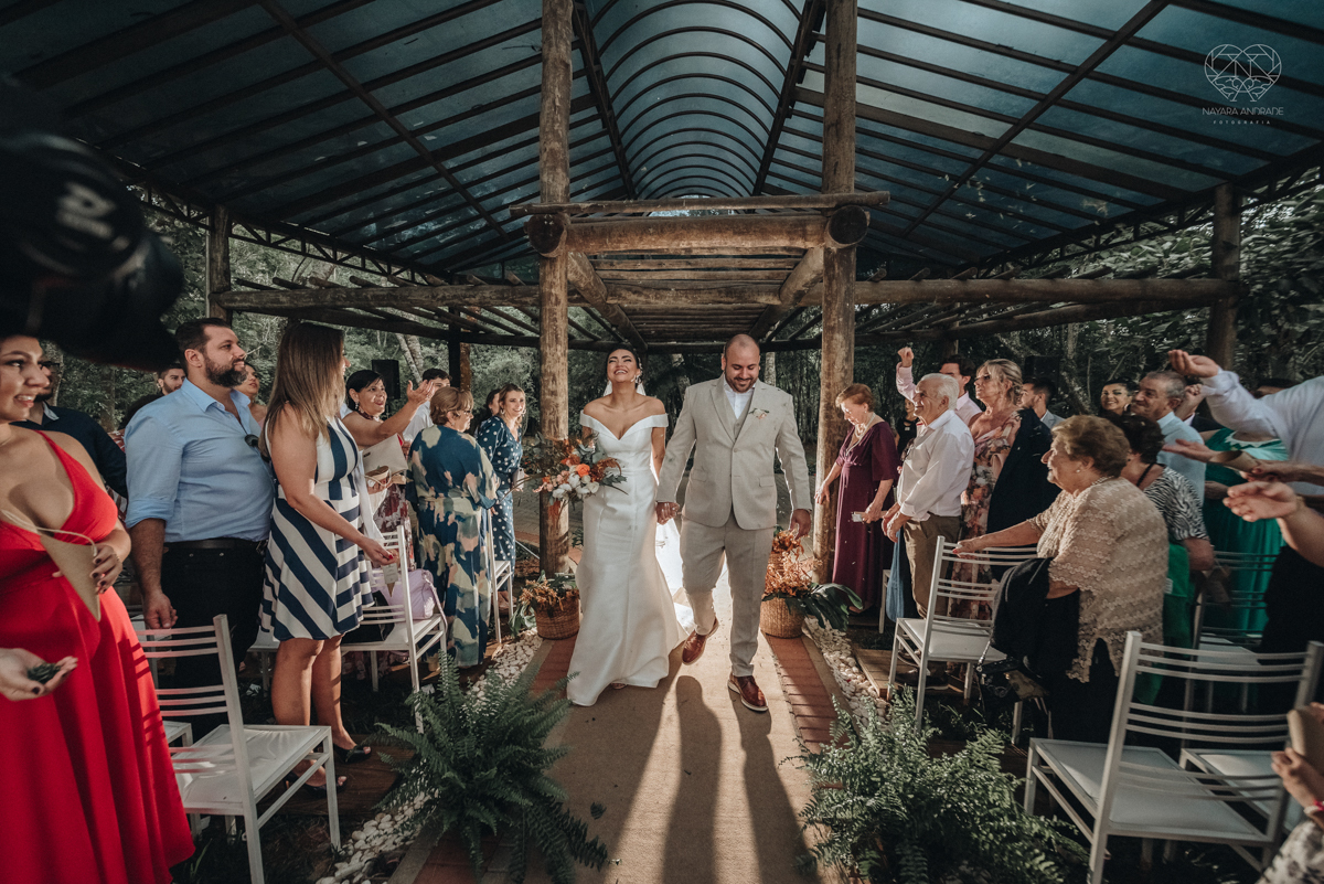 making of de noiva casamento rustico de dia em santa isabel sao paulo fotografado por nayara andrade fotografia fotografa premiada noiva com vestido liso branco e decoracao rustica