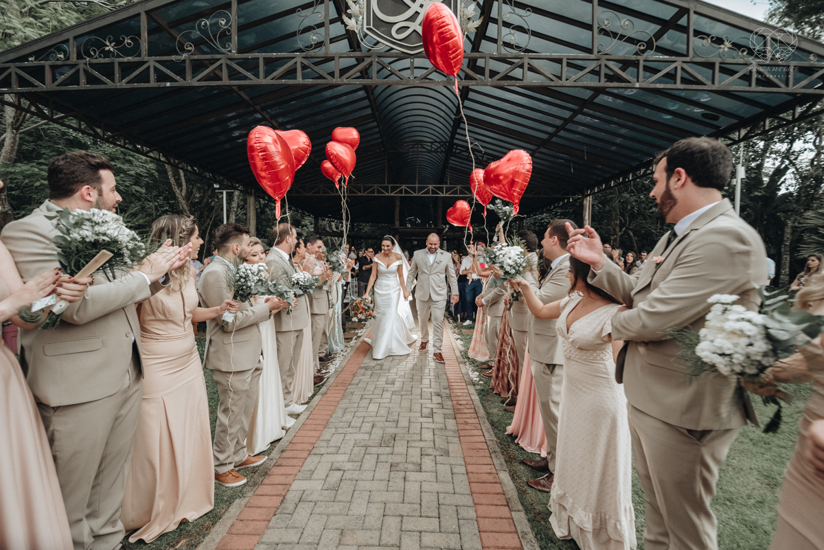 making of de noiva casamento rustico de dia em santa isabel sao paulo fotografado por nayara andrade fotografia fotografa premiada noiva com vestido liso branco e decoracao rustica