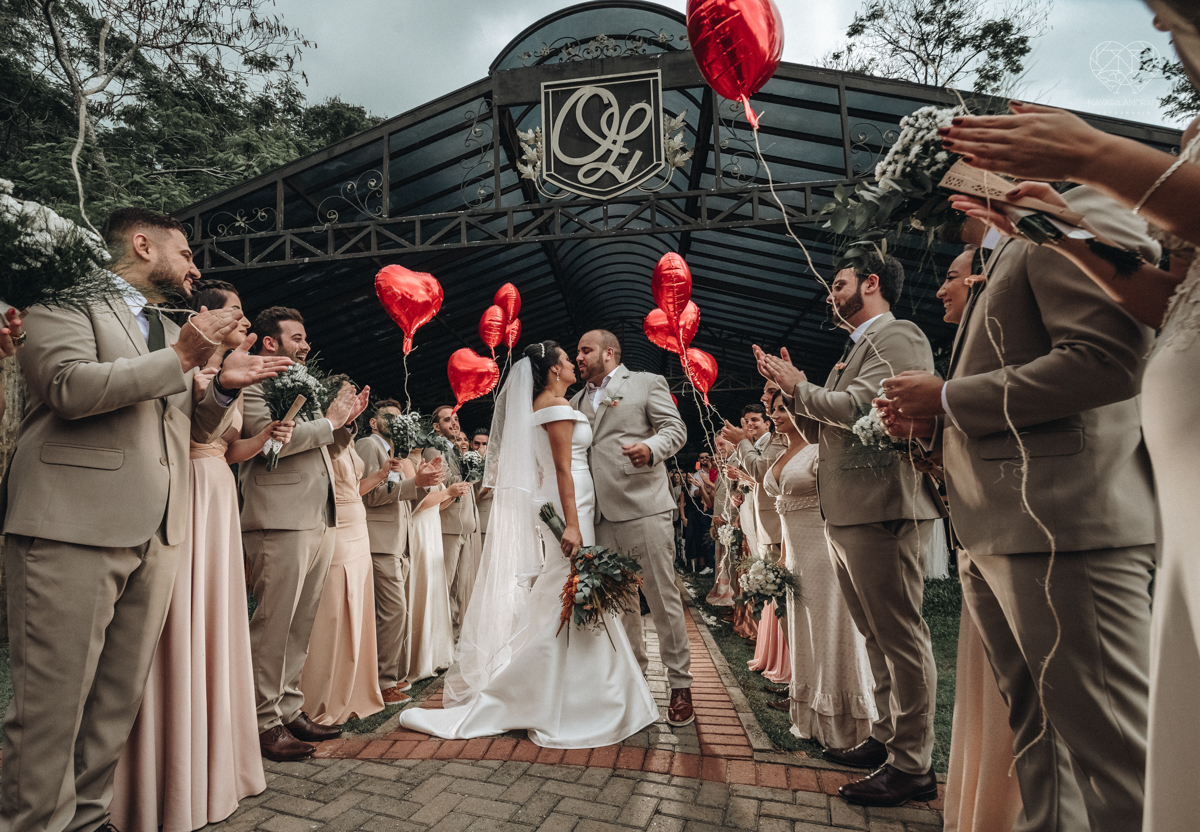 making of de noiva casamento rustico de dia em santa isabel sao paulo fotografado por nayara andrade fotografia fotografa premiada noiva com vestido liso branco e decoracao rustica
