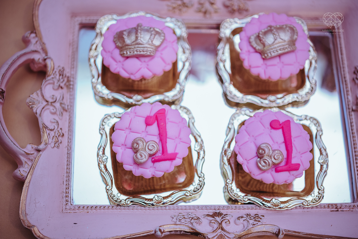 fotografia de aniversaio infantil em santos sao paulo praia grande e sao vicente fotografa nayara andrade premiada com o oscar de fotografia de camilia festa de um ano