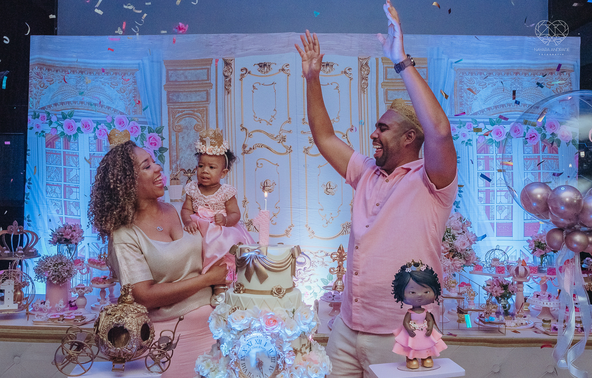 fotografia de aniversaio infantil em santos sao paulo praia grande e sao vicente fotografa nayara andrade premiada com o oscar de fotografia de camilia festa de um ano