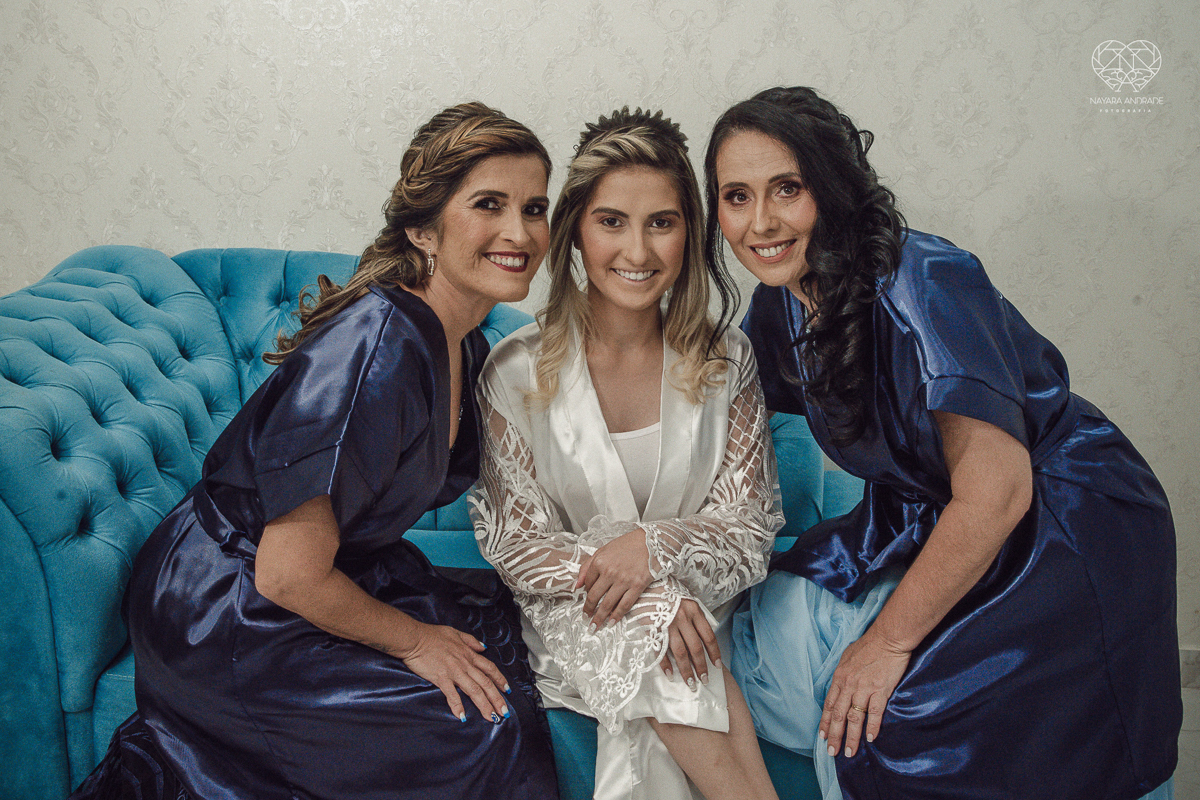 noiva linda e classica casamento de dia em um casamento ao ar livre making of de cabelo e maquiagem fotografa nayara andrade fotografa premiada