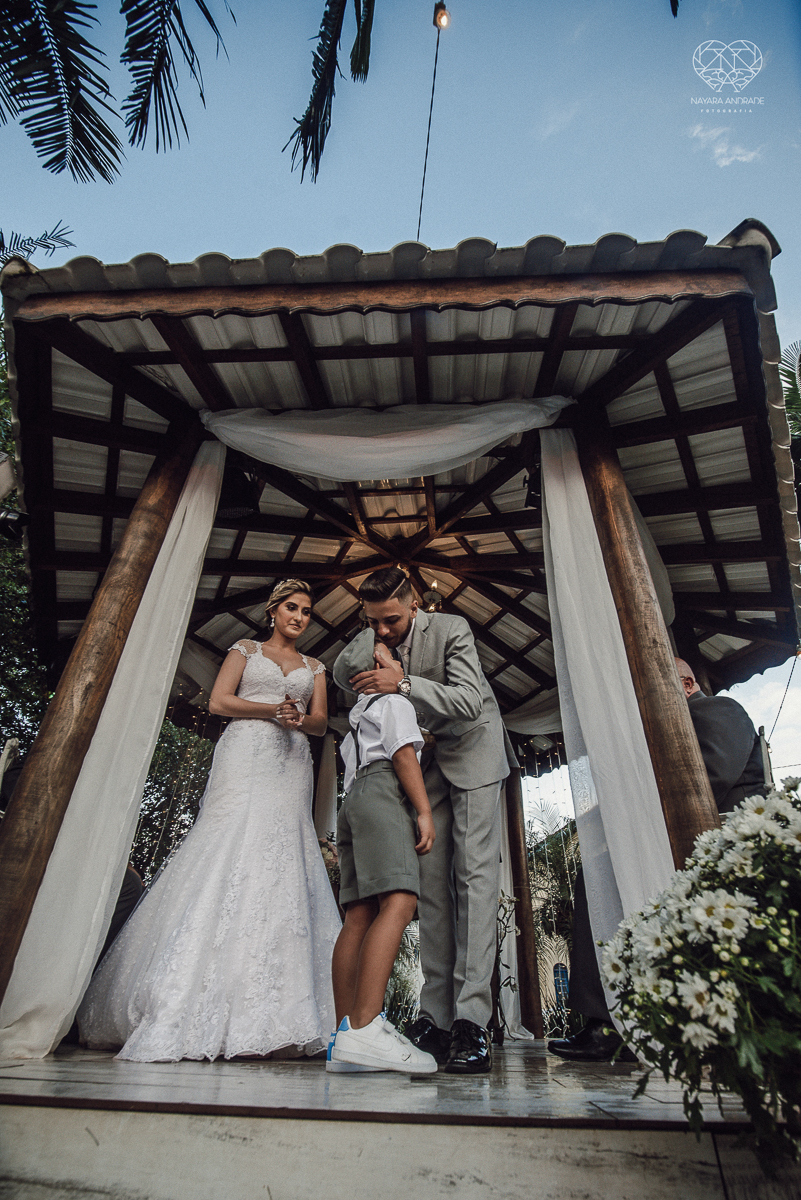 CAsamento rustico de dia madrinhas de azul e casal classico casamento no jardim das orquideas e fotografa nayara andrade premiada mundialmente  e fotos artisticas