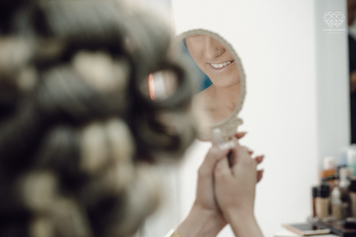 noiva linda e classica casamento de dia em um casamento ao ar livre making of de cabelo e maquiagem fotografa nayara andrade fotografa premiada