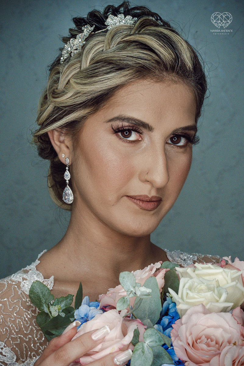 noiva linda e classica casamento de dia em um casamento ao ar livre making of de cabelo e maquiagem fotografa nayara andrade fotografa premiada