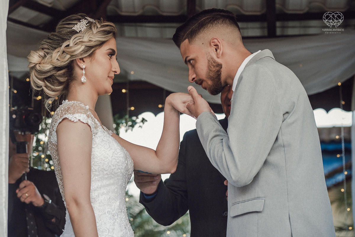 CAsamento rustico de dia madrinhas de azul e casal classico casamento no jardim das orquideas e fotografa nayara andrade premiada mundialmente  e fotos artisticas