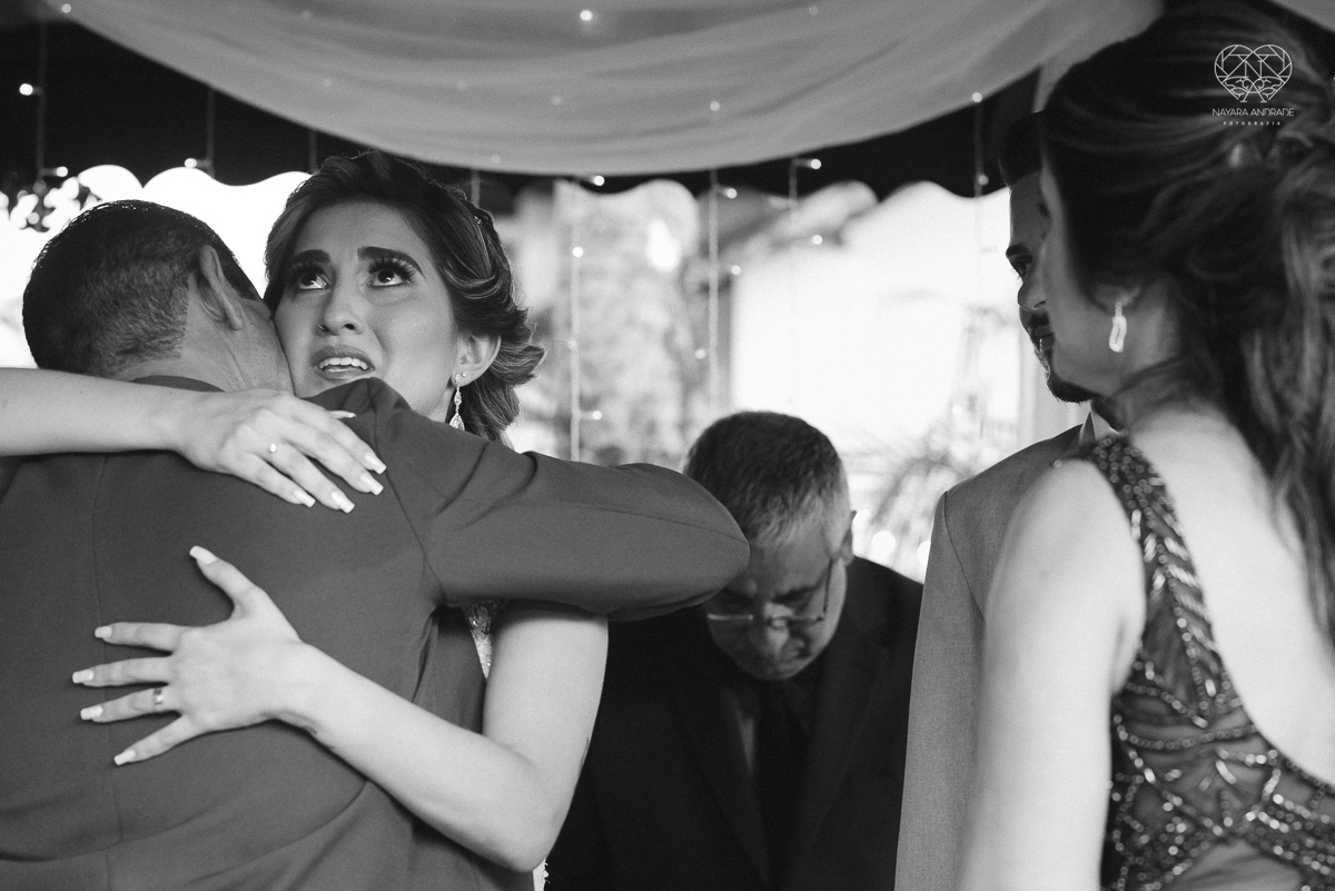 CAsamento rustico de dia madrinhas de azul e casal classico casamento no jardim das orquideas e fotografa nayara andrade premiada mundialmente  e fotos artisticas
