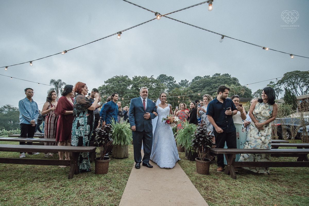 casamento boho rustico ao ar livre casal jogem em ribeirao pires chacara do sino e fotografa premiada mundialmente nayra andrade de santos