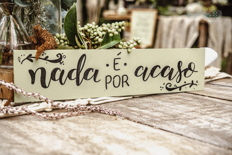 decoração rustica para casamento na praia do guaruja litoral de sao paulo feit pela fotografa premiada Nayara Andrade Fotografia