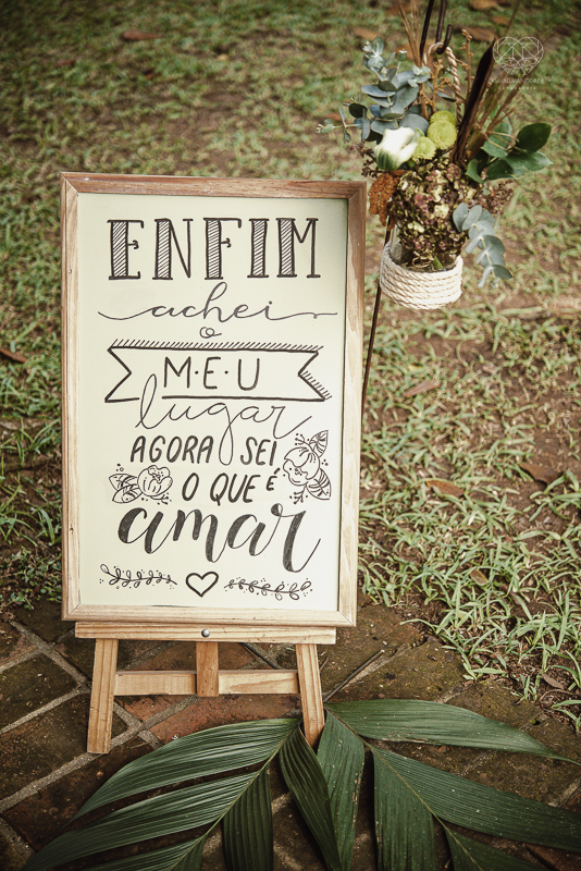 decoração rustica para casamento na praia do guaruja litoral de sao paulo feit pela fotografa premiada Nayara Andrade Fotografia