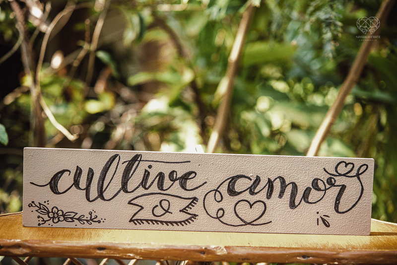 decoração rustica para casamento na praia do guaruja litoral de sao paulo feit pela fotografa premiada Nayara Andrade Fotografia